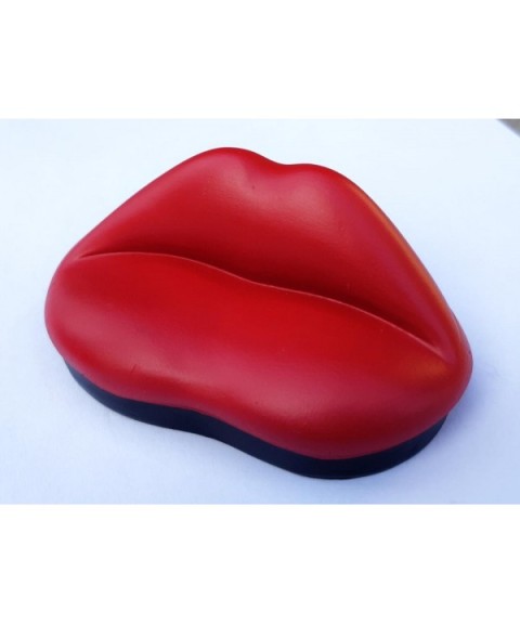 Miniature edition of "Lips"